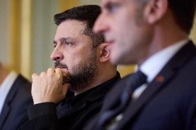 Zelensky Held a Joint Phone Call with European Leaders and the NATO Secretary General - Paris