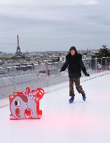 The Ice Rink At Galeries Lafayette - Paris