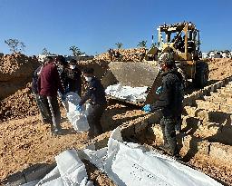 Unidentified War Victims Buried In Gaza