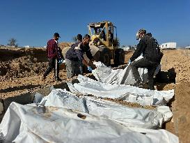 Unidentified War Victims Buried In Gaza