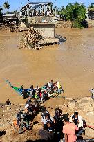 Indonesia Floods Death Toll Passes 600
