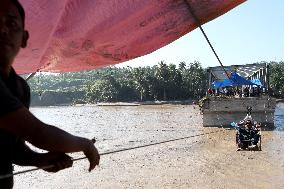 Indonesia Floods Death Toll Passes 600