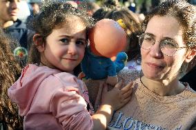 Cheering Crowds For Pope Leo XIV - Beirut