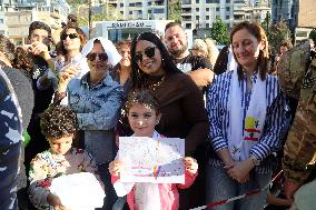 Cheering Crowds For Pope Leo XIV - Beirut