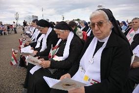 Pope Leo XIV Leads A Holy Mass at Beirut's Waterfront - Lebanon