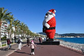 Illustration - South of France During Christmas Season