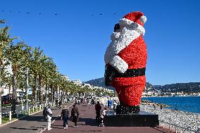 Illustration - South of France During Christmas Season