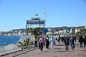 Illustration - South of France During Christmas Season