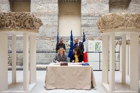 Olena Zelenska at Cluny Museum - Paris