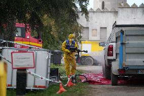 EMU Personnel Disinfect Vehicles for Swine Fever Control - Barcelona
