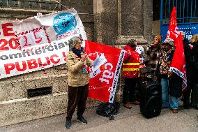 Hotel-Dieu Hospital Healthcare Workers Protest - Paris