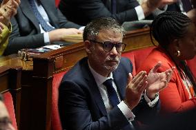 Questions To The Government - Paris