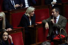 Questions To The Government - Paris