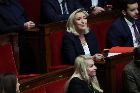 Questions To The Government - Paris