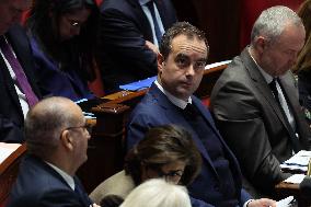 Questions To The Government - Paris