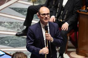 Questions To The Government - Paris