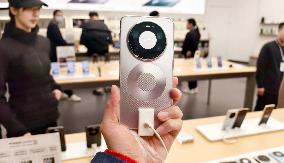 HUAWEI MATE80 SMARTPHONE