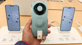 HUAWEI MATE80 SMARTPHONE