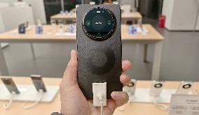 HUAWEI MATE80 SMARTPHONE