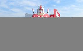 Pizzahut x Bandai Gundam Co-branded Robot Model