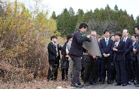 Japan PM visits crippled Fukushima plant