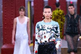 Chanel Metiers D Art Show 2026 - Runway - NYC