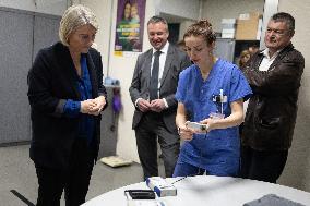 Stephanie Rist visits the Institute of Myology - Paris