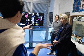 Stephanie Rist visits the Institute of Myology - Paris