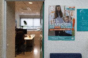 Stephanie Rist visits the Institute of Myology - Paris