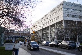 Stephanie Rist visits the Institute of Myology - Paris