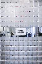 Opening of the discount eyeglasses shop Blacksheep - Paris AJ