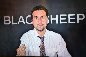 Opening of the discount eyeglasses shop Blacksheep - Paris AJ