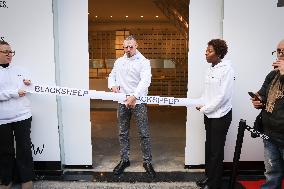 Opening of the discount eyeglasses shop Blacksheep - Paris AJ