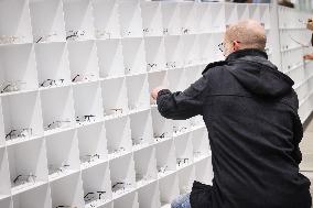 Opening of the discount eyeglasses shop Blacksheep - Paris AJ