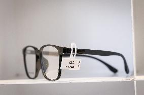 Opening of the discount eyeglasses shop Blacksheep - Paris AJ