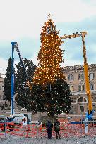 Christmas Tree Decoration - Rome