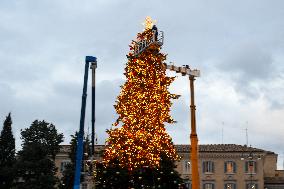 Christmas Tree Decoration - Rome