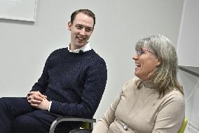 PRINCE DANIEL VISITS TRANSPLANTATION CLINIC