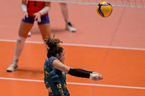 VOLLEY - CEV Cup Women - Reale Mutua Fenera Chieri'76 vs Vasas Obuda Budapest