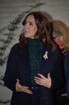 QUEEN MARY VISITS YOUTH SHELTER