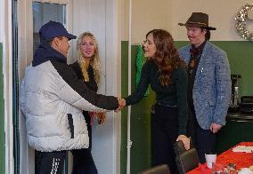 QUEEN MARY VISITS YOUTH SHELTER