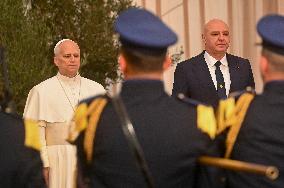Pope Leo Xiv and Lebanon's President at A Valedictory Ceremony - Beirut