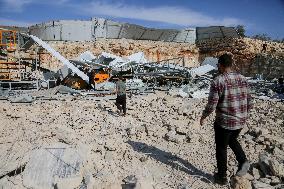 Israeli Forces Demolish Hebron Factory - Palestine