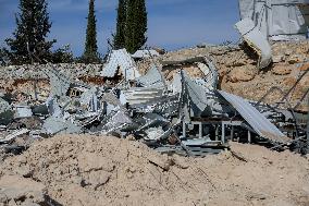 Israeli Forces Demolish Hebron Factory - Palestine