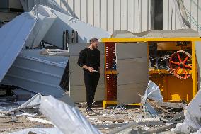 Israeli Forces Demolish Hebron Factory - Palestine