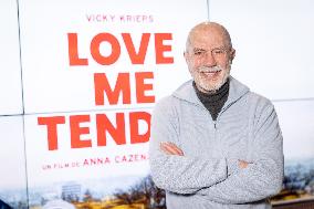 Love Me Tender Premiere - Paris AJ