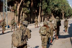 Israeli Forces Detain Qalqilya Palestinian - West Bank