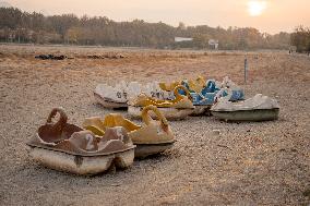 Zayanderud Riverbed Dries Up - Iran