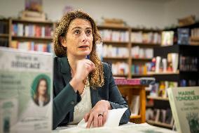 Marine Tondelier Book Signing Session - Henin-Beaumont