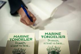 Marine Tondelier Book Signing Session - Henin-Beaumont